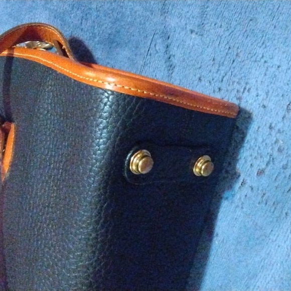 Brand new Dooney & Bourke bag - Picture 3 of 14